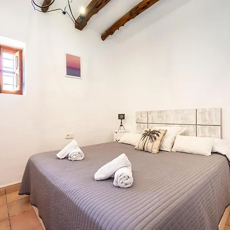 Cardona - Green&blue Ibiza